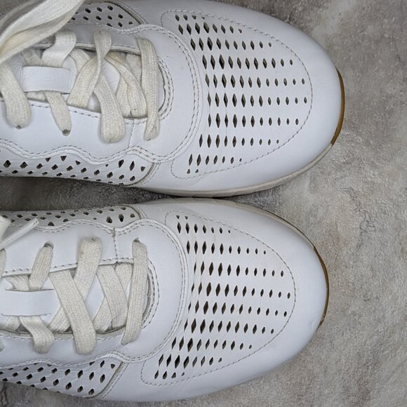 Dansko 'Charlie' Leather Sneakers (women's 40/9.5-10) - Picture 8 of 9